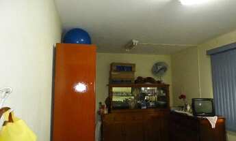 Imagem 3: Casa para Venda em Limeira, Vila Camargo, 4 dormitórios, 2 banheiros, 2 vagas