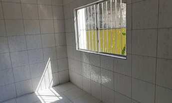 Imagem 5: Casa para venda tem 330 metros quadrados com 5 quartos