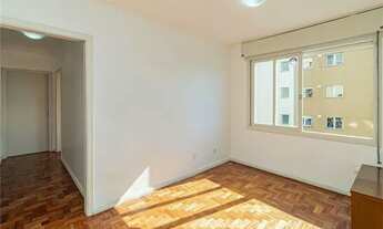 Imagem 4: Apartamento para venda tem 60 metros quadrados com 2 quartos em Bela Vista - Porto Alegre