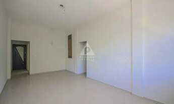 Imagem 4: Em Botafogo! Apartamento de frente, andar alto, claro , bem ventilado, ótima acessibilidad