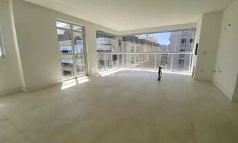 Imagem 4: APARTAMENTO QUADRA MAR EM MEIA PRAIA