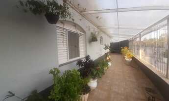 Imagem 2: Térrea para venda possui 156 metros quadrados com 3 quartos