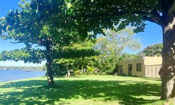 Imagem 3: Casa no Porto da Lagoa da Conceição, em condomínio com 3 dorm, e 147,55m²