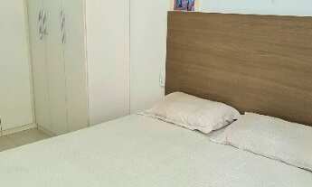 Imagem: Na quadra do mar, sol da manhã, todo montado