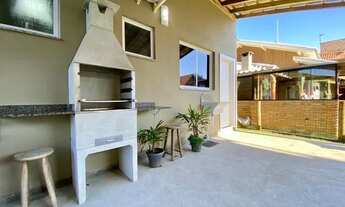 Imagem 6: Sobrado mobiliado na barra de Ibiraquera Imbituba