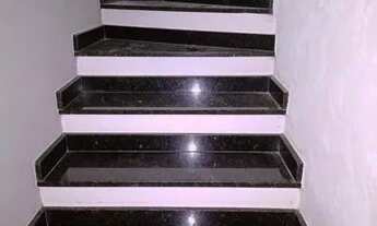 Imagem 4: Sobrado para aluguel e venda com 358 metros quadrados com 3 quartos