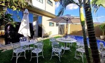 Imagem: BELÍSSIMO SOBRADO NO PARQUE BRASÍLIA