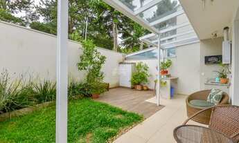 Imagem 7: Sobrado para venda possui 95 metros quadrados com 3 quartos em Abranches - Curitiba - PR