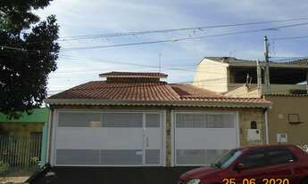 Imagem: Sobrado para venda possui 500 metros quadrados