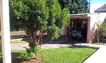 Imagem 5: Casa de esquina com amplo terreno, oportunidade imperdível!