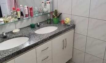 Imagem 6: Casa para venda possui 89 metros quadrados com 2 quartos em Marechal Hermes - Rio de Janei