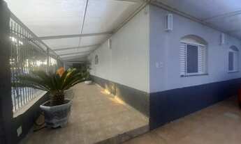 Imagem 3: Térrea para venda possui 156 metros quadrados com 3 quartos