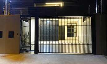 Imagem 5: Alto Padrão para Venda em Maringá, Jardim Alvorada, 3 dormitórios, 1 suíte, 2 banheiros, 2