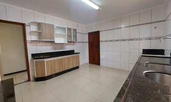 Imagem 5: Casa de condomínio para venda com 4 quartos em condomínio no Bairro São Pedro - Juiz de Fo