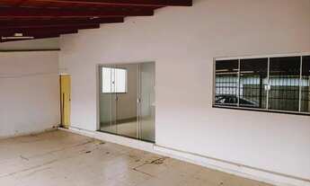 Imagem 2: CASA SETOR UNIÃO 3 QUARTOS SUÍTE PORCELANATO PRÓXIMO A AVENIDA T-9 OPORTUNIDADE ÚNICA