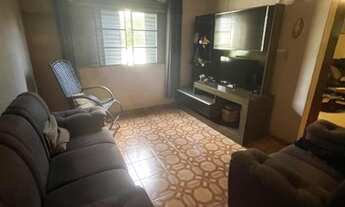 Imagem 4: Casa em excelente localização no Gama