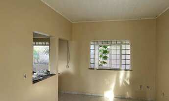 Imagem: ALUGA-SE CASA 2/4 LINDA, 4km do CENTRO