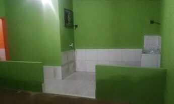 Imagem 6: Apto na zona sul, com 02 Qtos, C. americana, A. serviço e WC. Tel: *