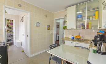 Imagem 4: Apartamento para venda possui 90 metros quadrados com 2 quartos em Centro - Curitiba - PR