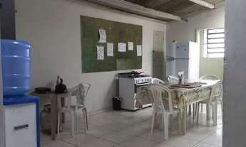 Imagem: Aluga-se quarto para estudantes masculino