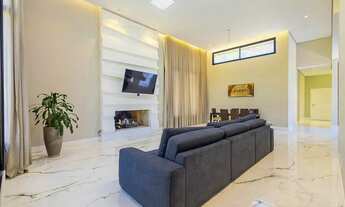 Imagem 2: Casa em condomínio em Santa Felicidade, 4 quartos, 1 suíte, 4 vagas