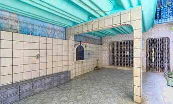 Imagem: Casa à venda na Alcindo Cacela - 04 quartos