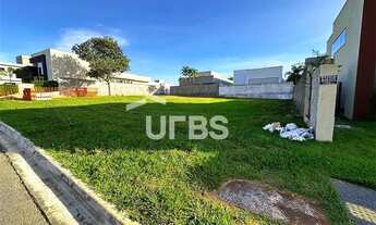 Imagem 2: Lote residencial super bem localizado com 423,14 m² no Portal do Sol Green !