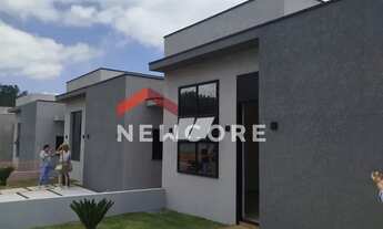 Imagem: Casa de condomínio em Estrada Paranapanema