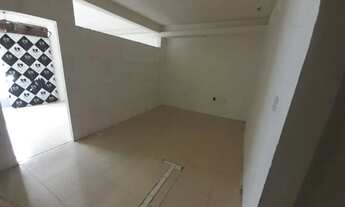 Imagem 6: Oportunidade Imperdível: Loja de Esquina em Local Estratégico com Alta Visibilidade