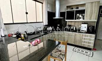 Imagem 2: Casa com 5 quartos para alugar no Bacacheri, Curitiba - PR