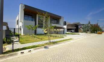 Imagem: Casa de Alto Padrão à Venda no Urbanova