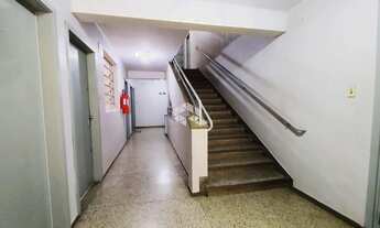 Imagem 4: Apartamento de 2 quartos com dependencia de empregada no bairro Auxiliadora próximo a Av