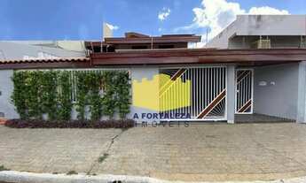 Imagem 2: Casa com 4 dormitórios para alugar, 187 m² por R$ 3.606,00/mês - Parque Residencial Jaguar