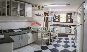 Imagem 6: Casa em Rua Doutor José Bahia Bitencourt - Centro - Balneário Piçarras/SC