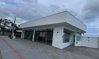 Imagem 2: Alugo sala comercial com 140m2 em piçarras