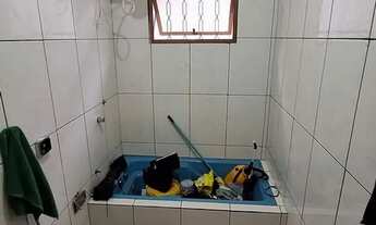 Imagem 6: Casa com 3 quartos, 1 suíte com banheira e 2 dependências