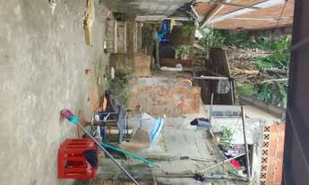 Imagem 7: Vende-se casa com terreno tem escritura mais quem quiser tem que medir porque não medi