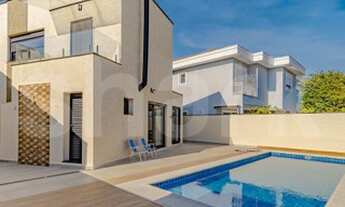 Imagem 2: Casa de condomínio para venda com 270 metros quadrados com 4 quartos