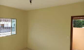 Imagem 3: Casa 4 Cômodos - Ótima Localização