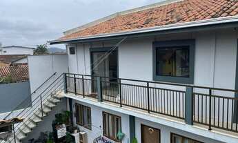 Imagem 2: Aluga-se Kitnets *incluso água e luz