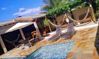 Imagem: Rancho as margens do Rio Paraná