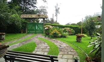 Imagem 3: Casa com 3 dormitórios à venda, 218 m² por R$ 800.000,00 - Parque do Ingá - Teresópolis/RJ