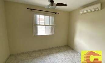 Imagem 4: Campo Grande - Apto com 2 Dormitórios Dependência de Empregada com WC e Garagem Fechada