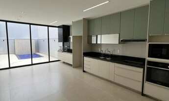 Imagem 4: Casa de condomínio para aluguel e venda com 188 metros quadrados com 3 quartos