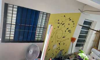 Imagem 4: Alugo casa com3 cômodos grandes água e luz separados