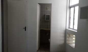 Imagem 2: Apartamento para venda tem 80 metros quadrados com 2 quartos em Boa Viagem - Recife - PE