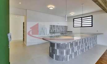 Imagem 4: Andar alto comtemple vista atraves de janelões da face norte que ilumina com luz da manhã