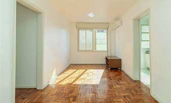 Imagem 3: Apartamento para venda tem 60 metros quadrados com 2 quartos em Bela Vista - Porto Alegre