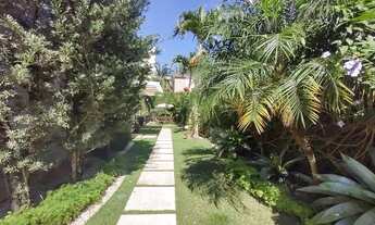 Imagem 2: Linda residência com 6 suítes ao lado da Escola Britânica