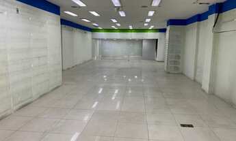 Imagem 4: LOJÃO EM FRENTE ÀS BARCAS - AV. AMARAL PEIXOTO